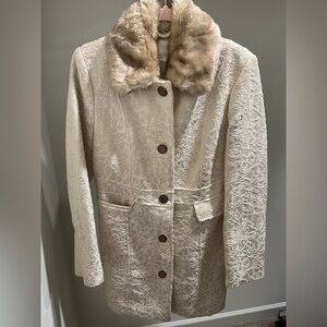 Elegant Cream Coat with Faux Fur Collar